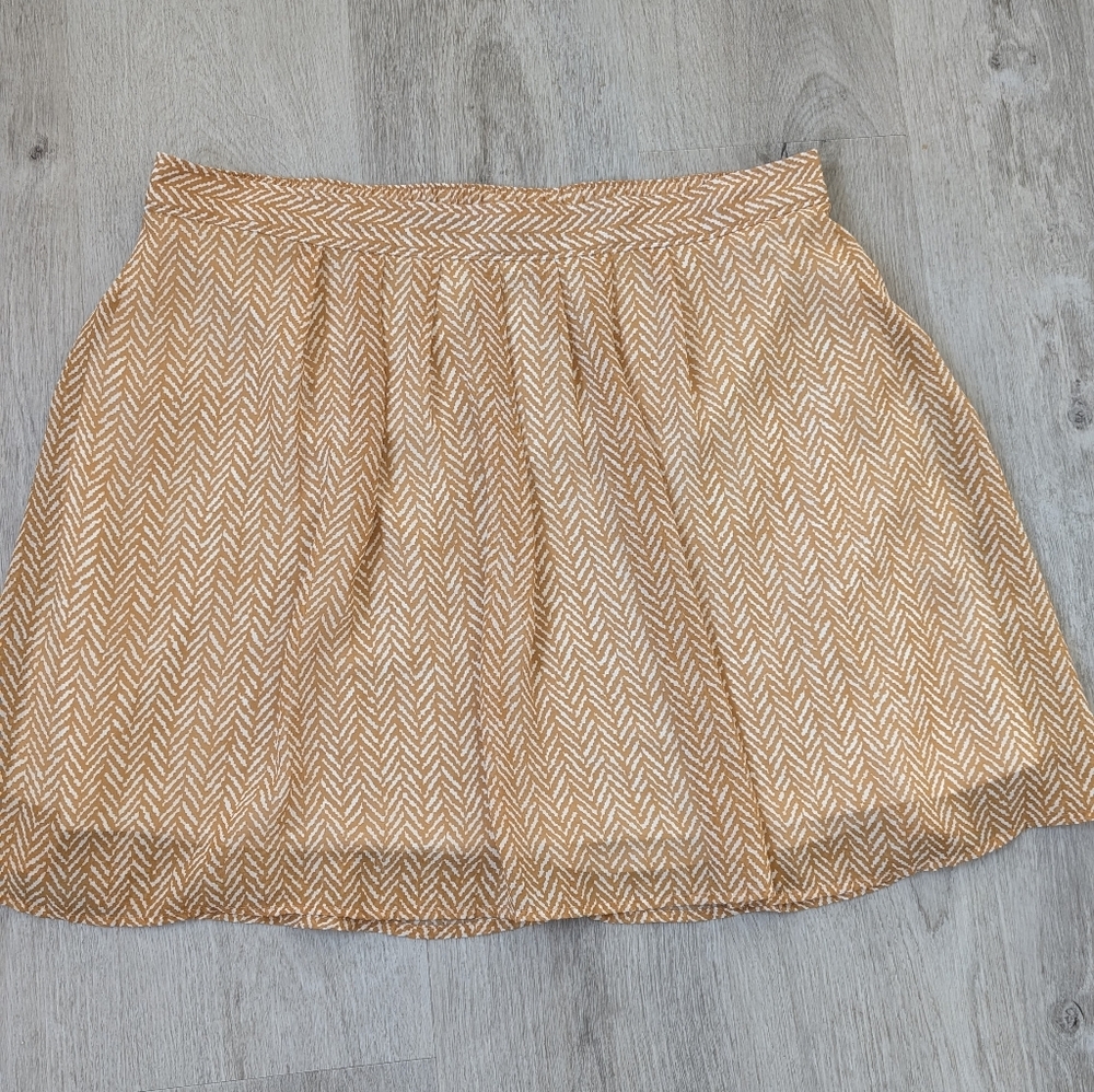 Old Navy Chevron Mustard Yellow Elastic Waist Flowy A-line Mini Skirt Size L - Picture 3 of 10